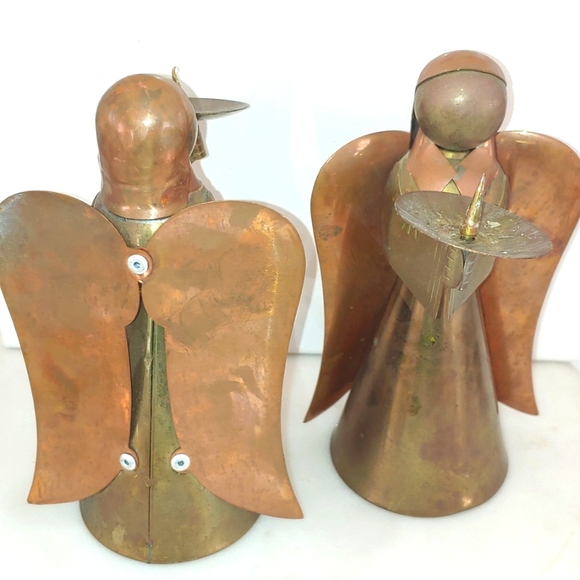 Vintage mid-century bonze and copper Angel candle holders and napkin rings. - Picture 8 of 16